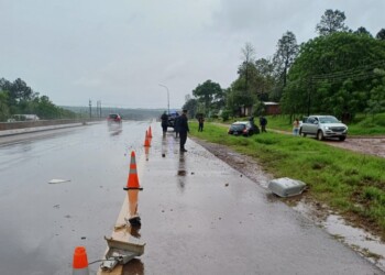 Despistó un auto en Santa Ana y un menor resultó herido