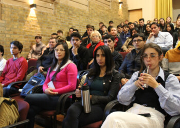 Alem celebra el egreso de 31 nuevos emprendedores de la Escuela de Negocios municipal