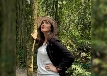 Villarruel en Misiones: este domingo recorrió un refugio de animales silvestres y las minas de Wanda