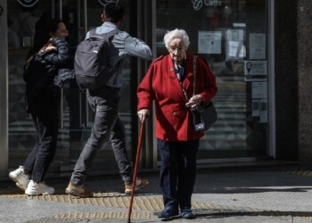 Ni las jubilaciones “vuelan”, ni los “salarios le ganan a la inflación”: Milei en problemas