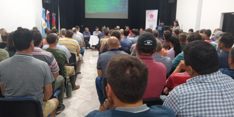 DEMANDAS. Ecología empezó a dar respuestas luego de un pedido contundente de los madereros en San Vicente.