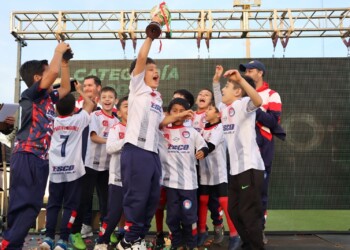 Premiaron a los infanto-juveniles del fútbol posadeño