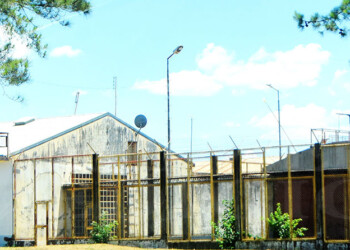 Menú penitenciario: “Cuatro torradas, cocido amargo, puchero sin carne y guiso sin pollo”
