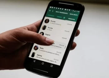 “Solo cola”: el grupo de WhatsApp que derivó en la detección de policías por “sedición y conspiración”