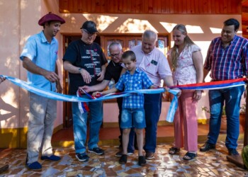 Passalacqua encabezó la entrega de viviendas rurales en Ruiz de Montoya