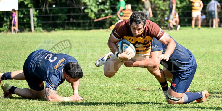 A LEVANTAR VUELO. Tacurú buscará hoy pegar el salto hacia el Súper 10 (Archivo)