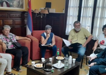 Jubilados de Salud se reunieron con la Provincia por retrasos en la actualización de haberes