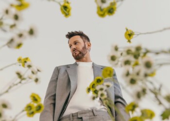 Axel regresa a escena con “Vuelve”, su nuevo disco