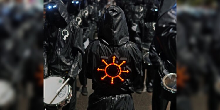 Bachillerato Humanista / Foto: Instagram @estudiantina_posadas24