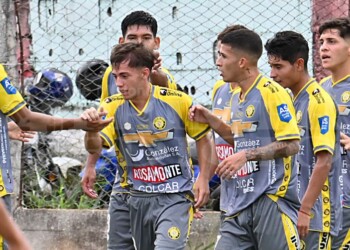 Liga Posadeña: Crucero igualó 0-0 con Colectiveros en un empate con sabor agridulce