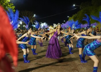 Gran cierre de la Estudiantina Apostoleña 2024 en el Espacio Joven