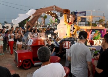 Fue una verdadera “Cascada” de alegría y color en la Expo Carrozas y Trajes Alegóricos