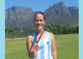 Marita Vera terminó colgándose la de plata en el Mundial Master de Hockey +40 en Sudáfrica
