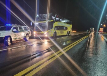 Colectivo partió de Misiones con éxtasis, crack, cocaína y marihuana