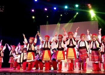 El Ballet “Zirka” prepara una gala de brillo y color para celebrar sus 35 años