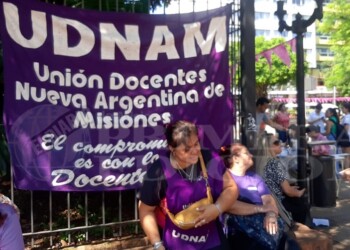 Docentes del FTEL y Autoconvocados de paro por 24 horas