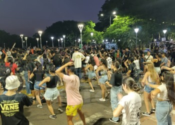 Una joven sufrió un accidente durante festejos de la Estudiantina en Posadas