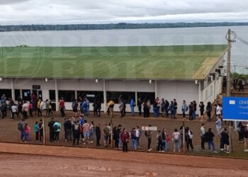 “Paraguay conviene”: misioneros aprovecharon el feriado para ir a Encarnación