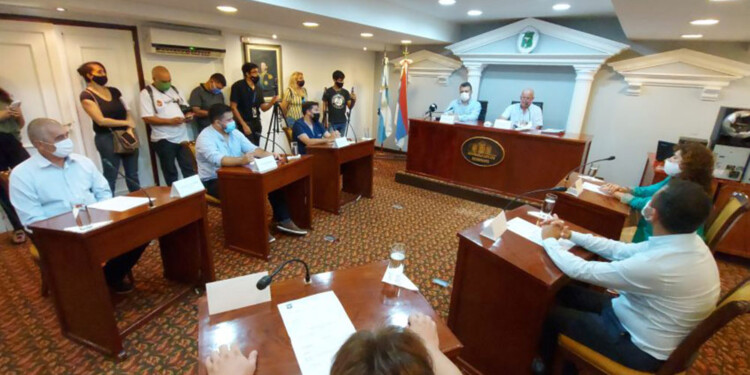 AUTONOMÍA. El Concejo considera que tiene las facultades para resolver sobre sus integrantes pero el Juez, no.