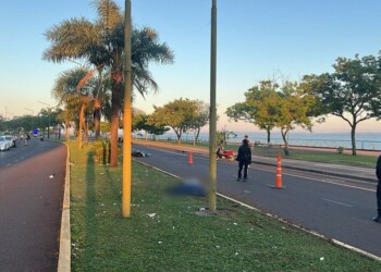 Futbolista murió al chocar contra un poste en la costanera de Posadas