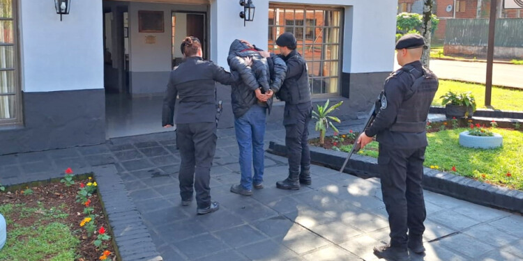 OBERÁ. La detención fue realizada por los efectivos del Comando Radioeléctrico Centro de la Unidad Regional II.
