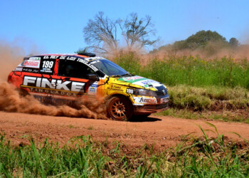 Finke y Espíndola, al frente en Aristóbulo