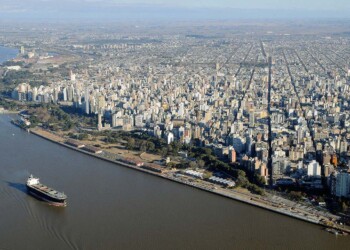 El Gobierno modificó el contrato de la Hidrovía Paraná-Paraguay