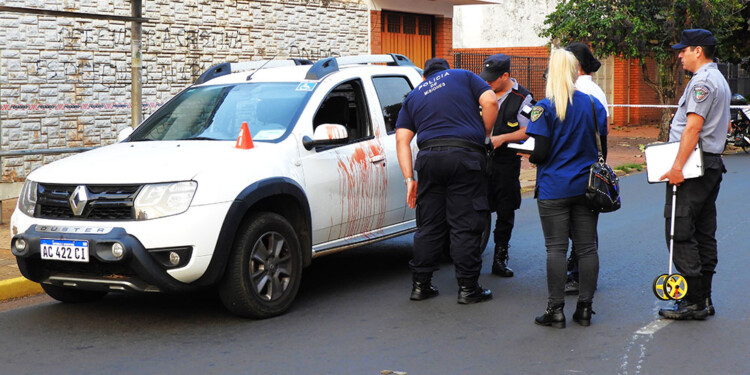 ENTRE RÍOS Y SAN LUIS. Rosas fue detenido en esta esquina cuando se dirigía a su vivienda tras atacar al hermano de su esposa.