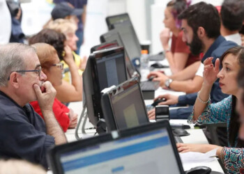 Por qué no quieren jubilarse: pierden casi la mitad del sueldo que tenían en actividad