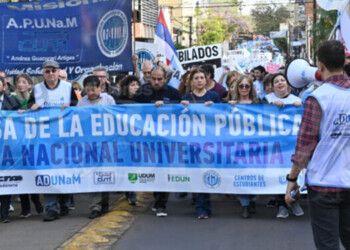 Los misioneros se movilizaron para defender la educación pública