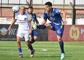 Regional Amateur: A Mitre le costó, pero se quedó con los tres puntos en el debut