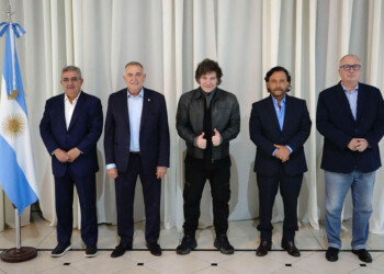 Passalacqua le llevó sus inquietudes a Javier Milei en un encuentro en Olivos