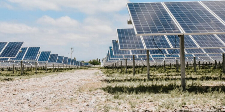 El primer proyecto del RIGI será una inversión de US$220 millones para un parque solar en Mendoza.