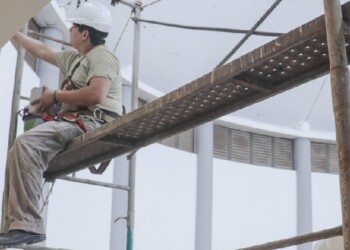 Sin afectar la atención al público, realizan mejoras edilicias en el Hospital Ramón Madariaga
