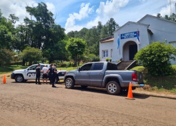 Nuevo accidente en Misiones: manejaba alcoholizado una camioneta robada y chocó
