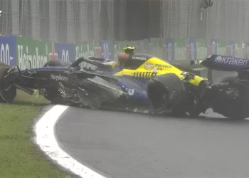 Colapinto chocó y abandonó en el GP de Brasil: Verstappen ganó y quedó al borde del título