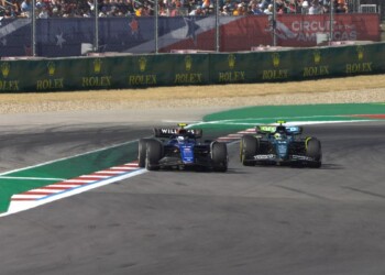 Franco Colapinto recibió el premio al mejor adelantamiento del mes en Fórmula 1