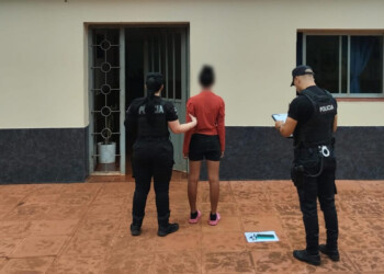 Una menor fue demorada en Villa Bonita por robar un celular y darse a la fuga