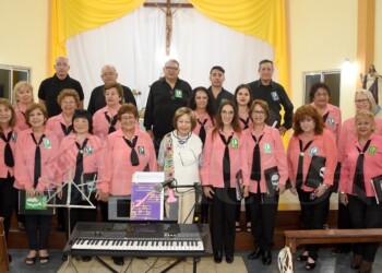 Los hijos del canto: ex alumnos rendirán homenaje a la profesora Bebi D’Indio