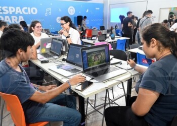 Promover la creatividad y la historia regional a través de la tecnología