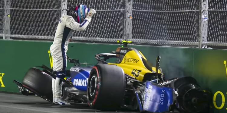 Colapinto tuvo un gran choque en Las Vegas