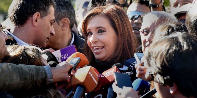 APOYO. El cristinismo buscará darle un tono épico a la resolución judicial.