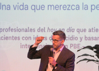 Prevención del suicidio: abordaje integral y diálogo con adolescentes como ejes principales