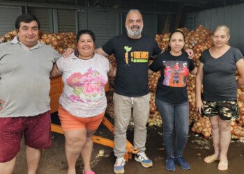 Mercado Central: rescatan más 10.000 kilogramos de hortalizas que iban a echar a perder