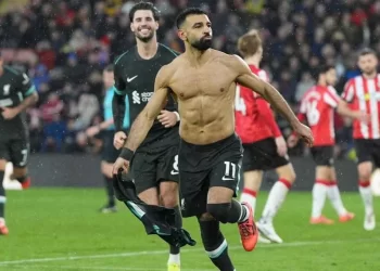 El Liverpool de Mac Allister ganó y se afianza en lo alto de la Premier