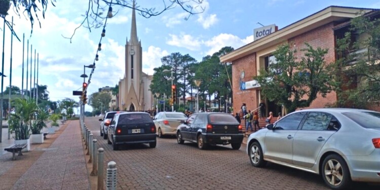 MÁS OFERTA. Los concejales consideran que la habilitación de las aplicaciones diversificará y ampliará la oferta de transporte.