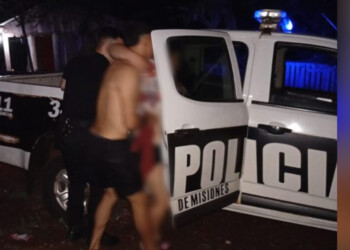Policías de Mártires reanimaron a una joven desvanecida