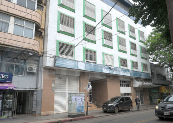 Incertidumbre de los trabajadores del sanatorio Posadas por su posible cierre