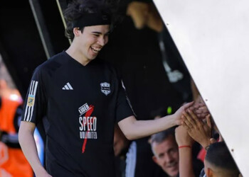 Tras la polémica, Deportivo Riestra lanzó un comunicado disculpándose por la inclusión del influencer “Spreen”