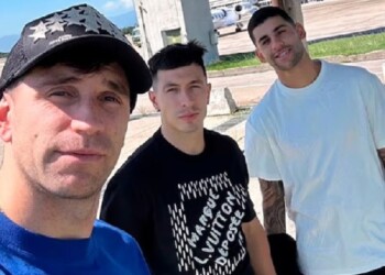 El inesperado problema que sufrieron los jugadores de la Selección argentina que juegan en la Premier